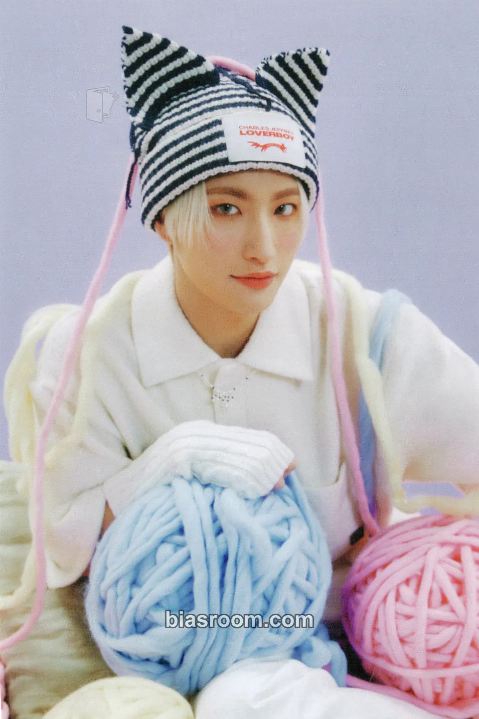Seonghwa 8M1S Snowman Factory Photocard - ATEEZ - ATEEZ K-pop photocard