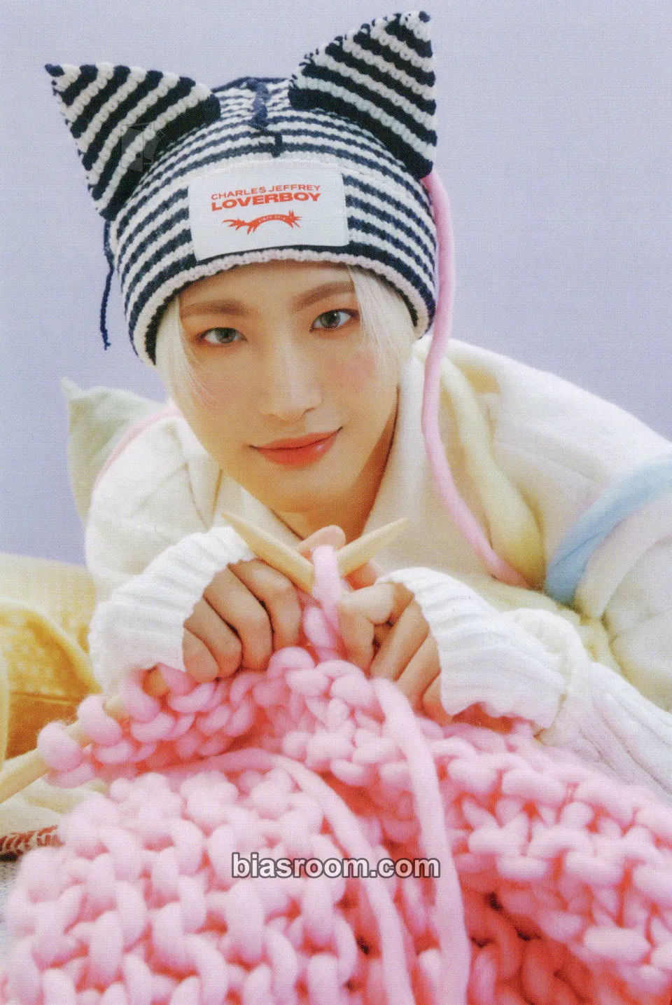 Seonghwa 8M1S Snowman Factory Photocard - ATEEZ - ATEEZ K-pop photocard