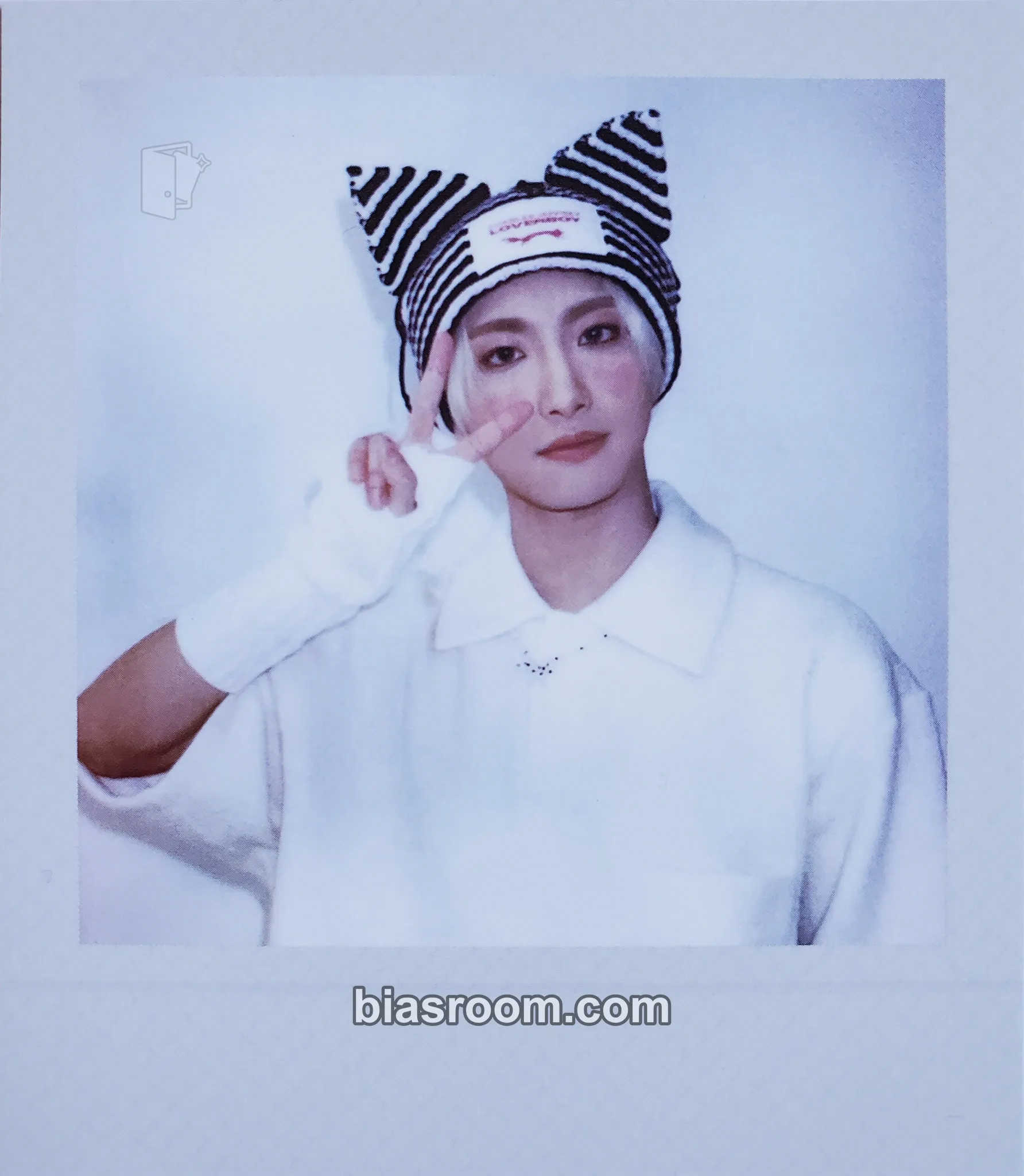 Seonghwa 8M1S Snowman Factory Photocard - ATEEZ - ATEEZ K-pop photocard