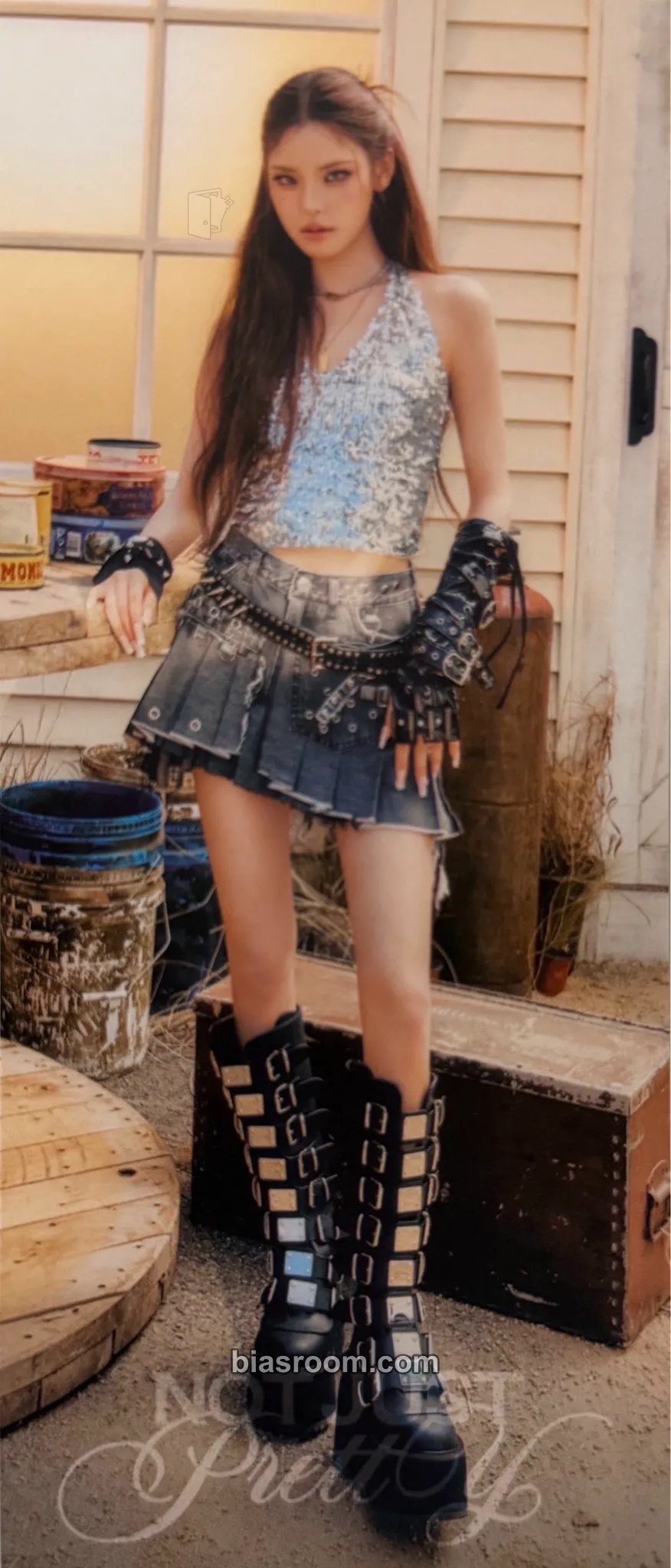 Mai Not Just Pretty Photocard - izna - izna K-pop photocard