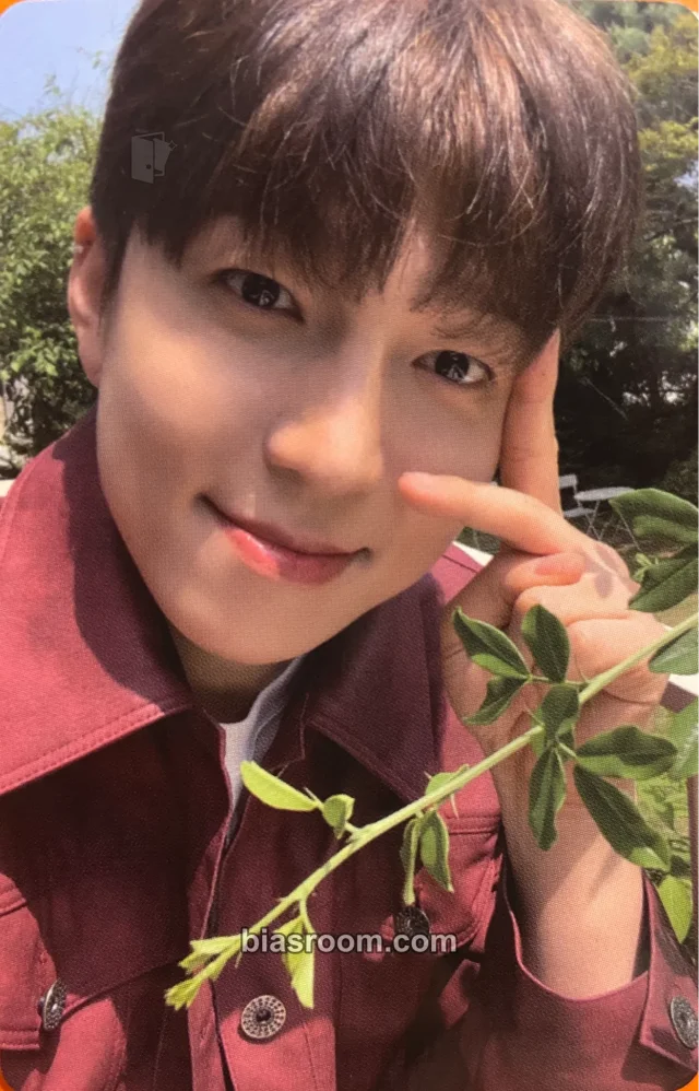 cmo1tnq1c000jjl04uaza19x4 Event photocard