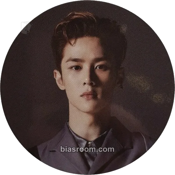 Kun Take Off Photocard - WayV - WayV K-pop photocard