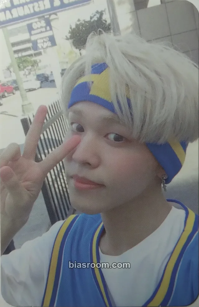 ONF - Yuto - YOU COMPLETE ME Album album photocard yellow back