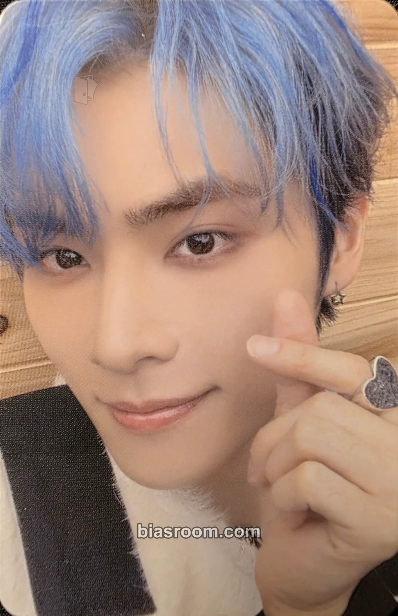 Xiaojun Eternal White Photocard - WayV - WayV K-pop photocard