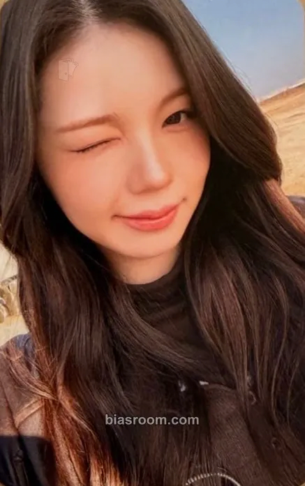 Ayaka NiziU X aoyagi souhonke Photocard - NiziU - NiziU K-pop photocard