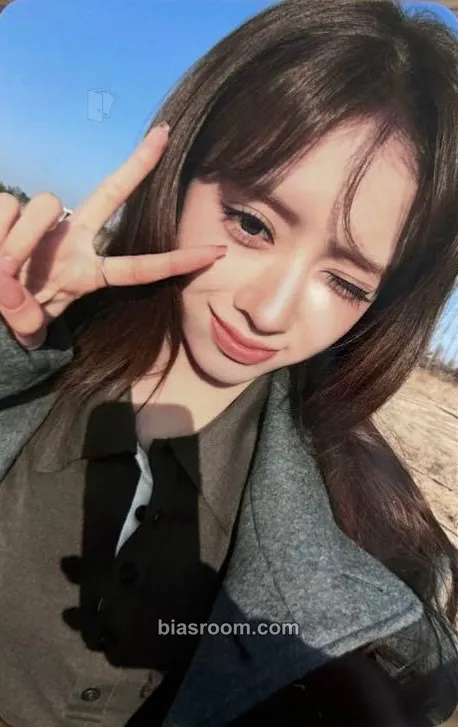 Rima NiziU X aoyagi souhonke Photocard - NiziU - NiziU K-pop photocard