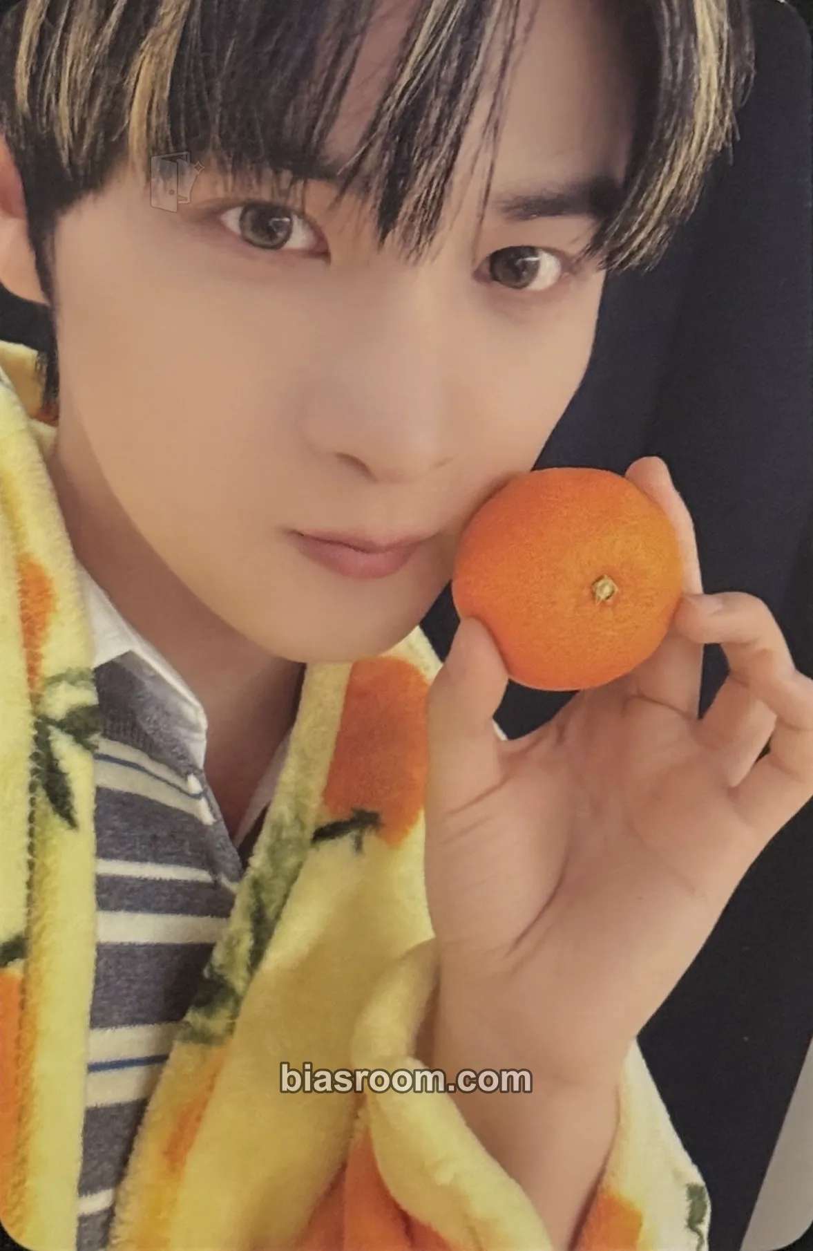 Yoon PLAY BALL Photocard - NOWZ - NOWZ K-pop photocard