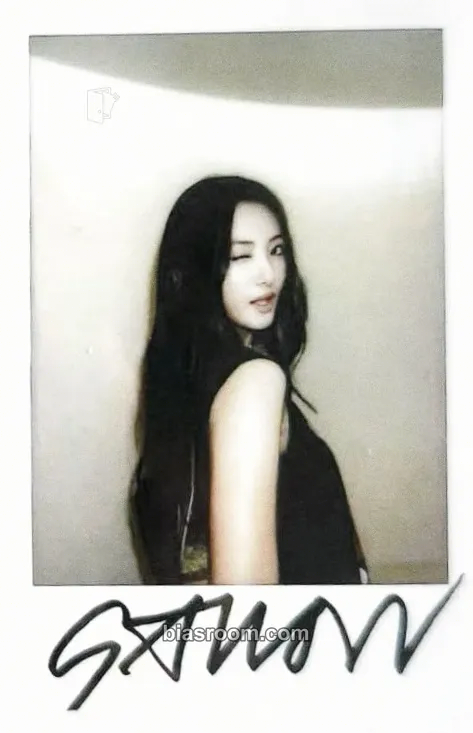 Gawon MY EYES OPEN VVIDE Photocard - MEOVV - MEOVV K-pop photocard
