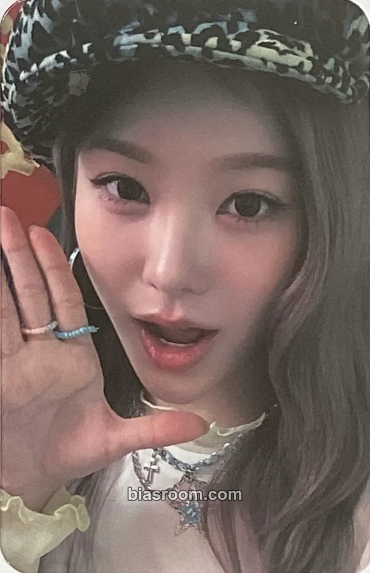 Jiana COLD Photocard - Young Posse - Young Posse K-pop photocard