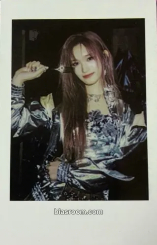 Leeseo IVE EMPATHY Photocard - IVE - IVE K-pop photocard