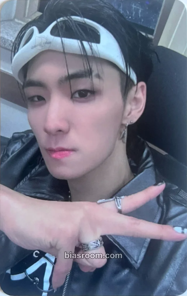 NTX - Rawhyun - ODD HOUR Album album photocard platform version