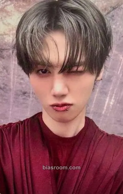 Minhee ReDeFINE Photocard - CRAVITY - CRAVITY K-pop photocard