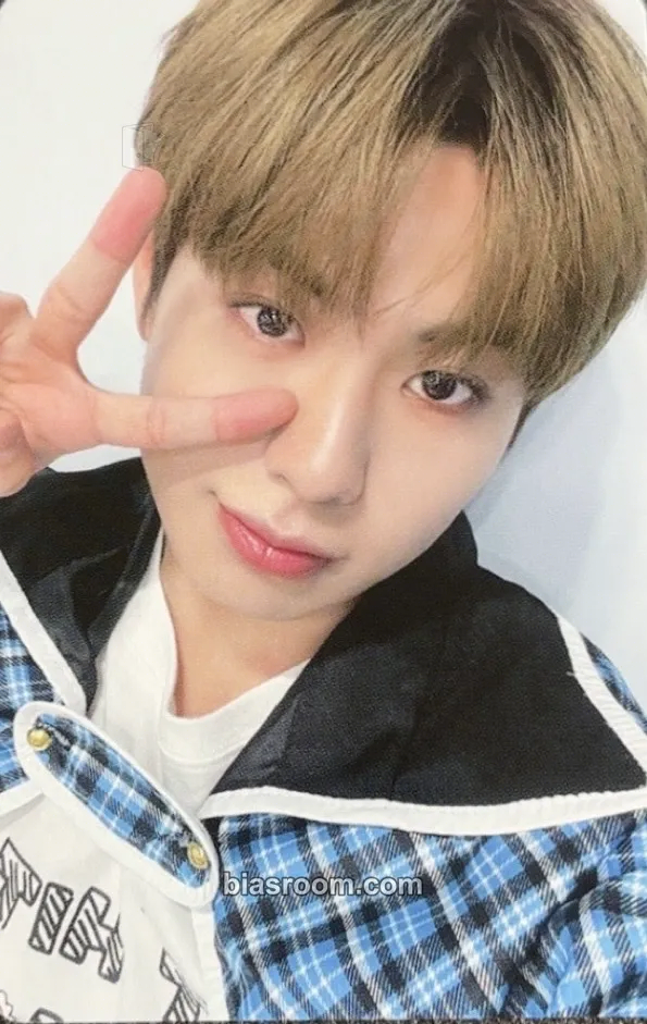 Keita Target: ME Photocard - EVNNE - EVNNE K-pop photocard
