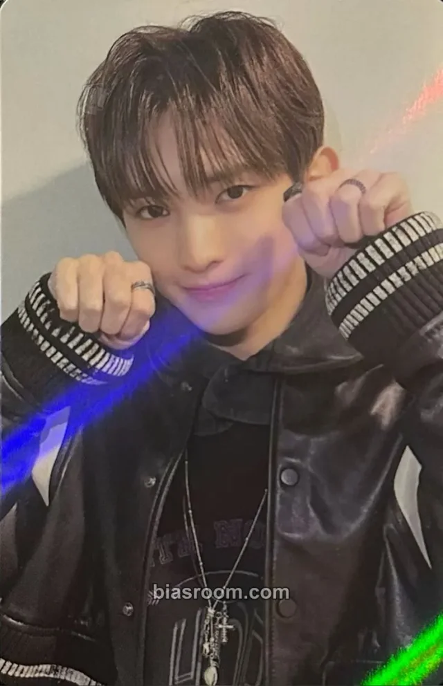 Tempest - LEW - ON and ON Album album photocard green version holographic (hologram)