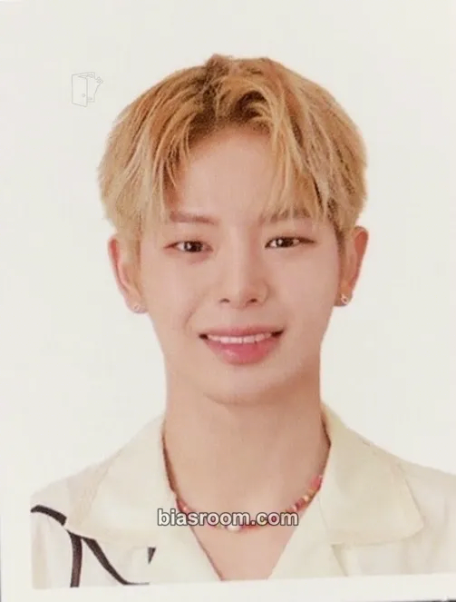 Mun Junghyun Target: ME Photocard - EVNNE - EVNNE K-pop photocard