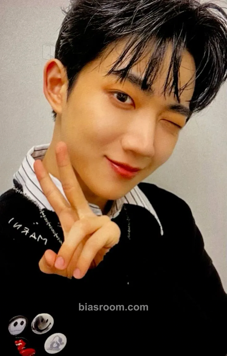 Hyeongseop Into The Storm Photocard - Tempest - Tempest K-pop photocard