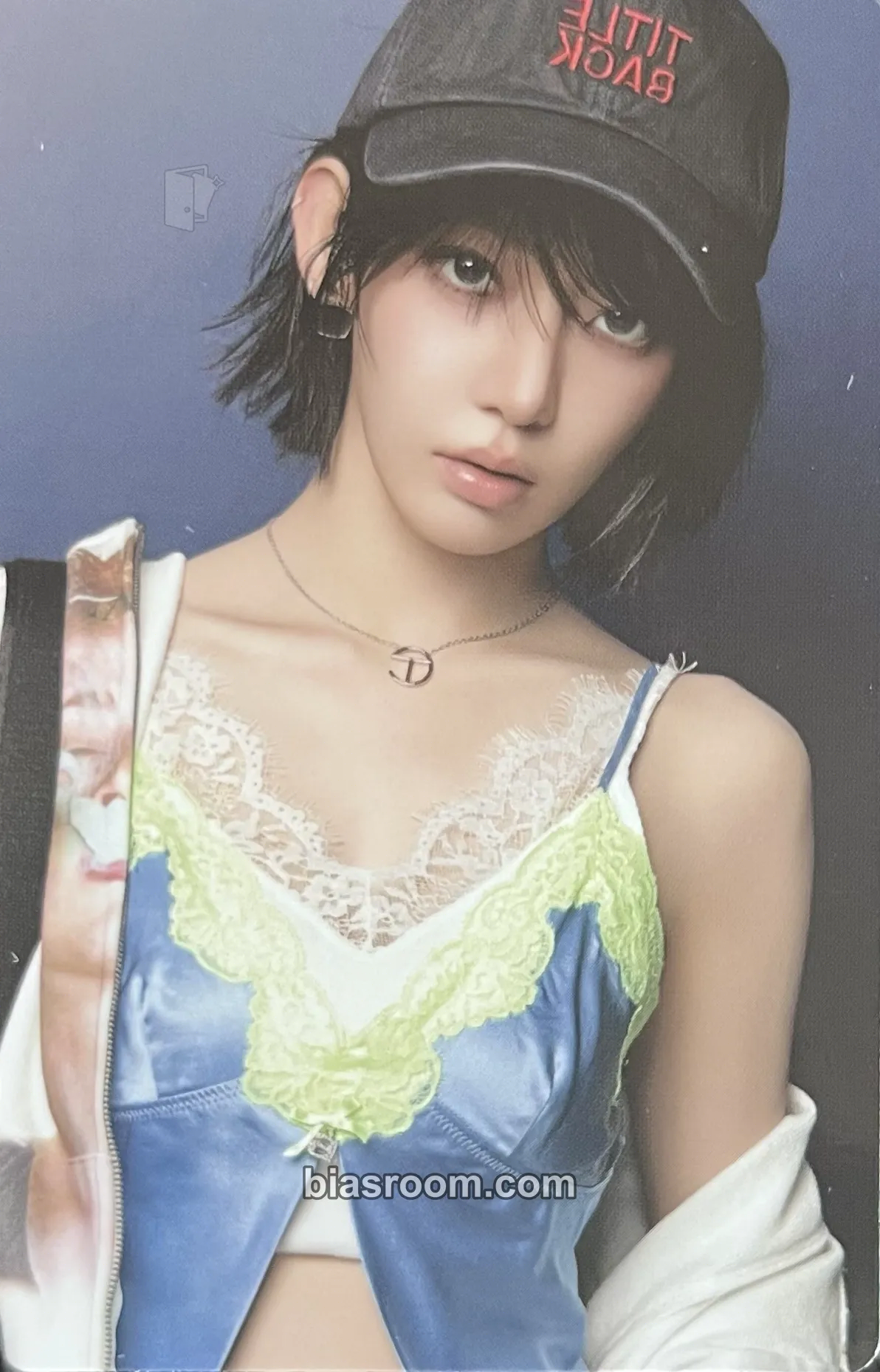 Sakura PUREFLOW pt.1 Photocard - LE SSERAFIM - LE SSERAFIM K-pop photocard