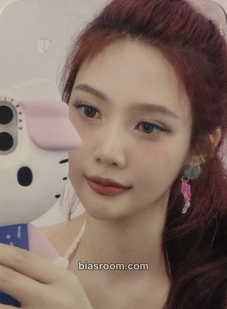Joy 2025 Season's Greeting Photocard - Red Velvet - Red Velvet K-pop photocard