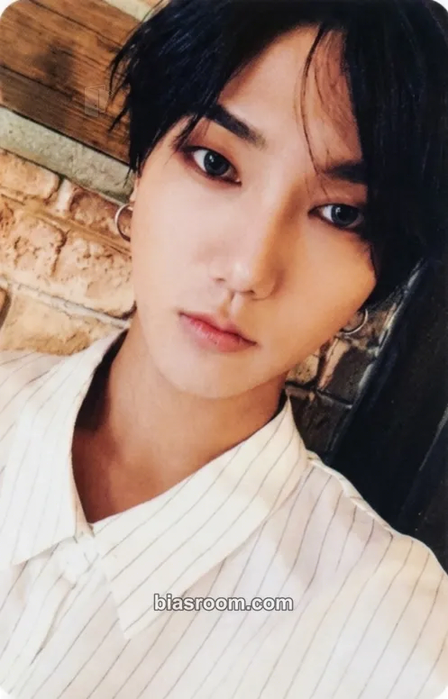 Yesung PLAY Photocard - SUPER JUNIOR - SUPER JUNIOR K-pop photocard
