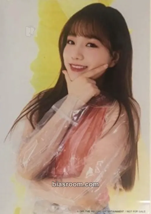 Jo Yuri Buenos Aires Photocard - IZ*ONE - IZ*ONE K-pop photocard