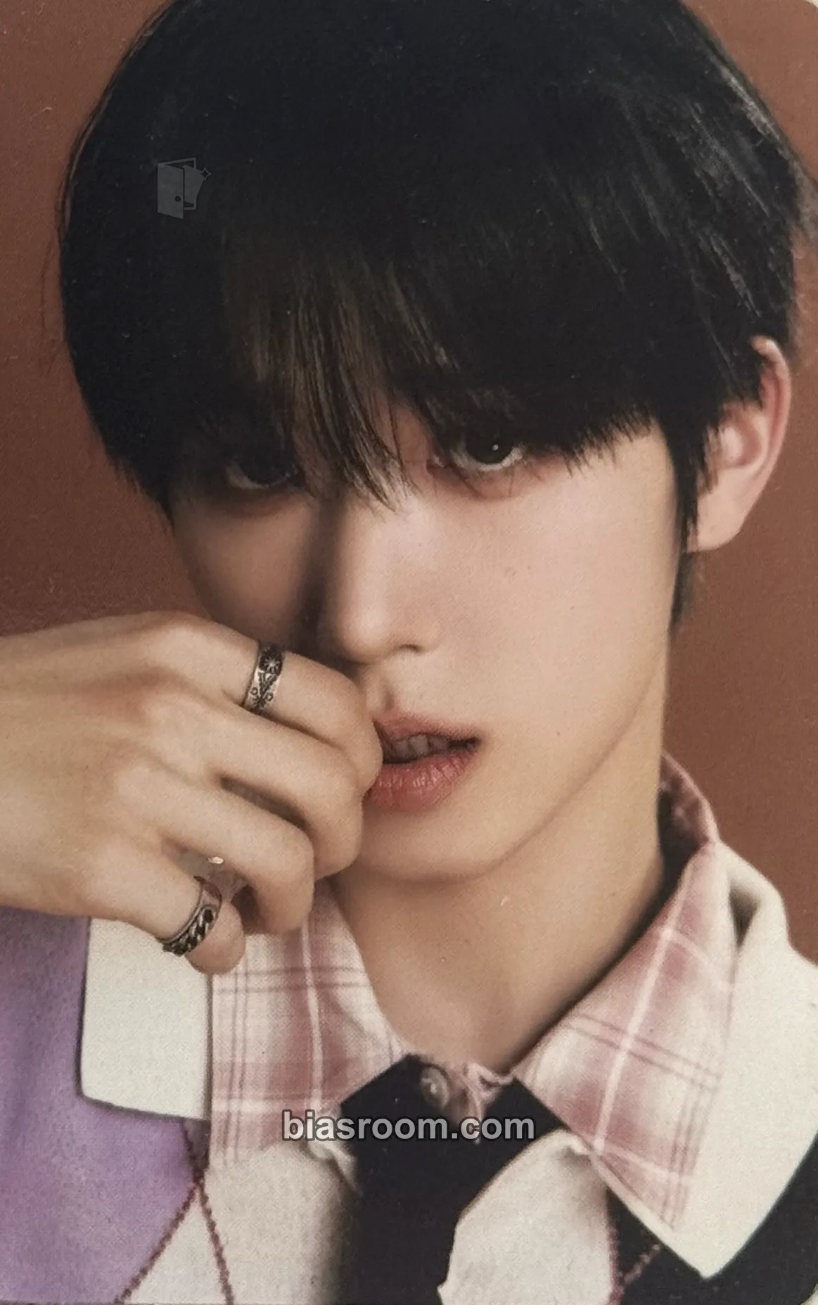 Gihyeon Chapter: New is Now Photocard - NouerA - NouerA K-pop photocard