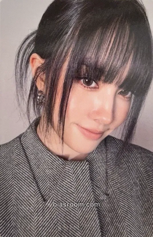 Yoon Lover, Killer / BEBE (Japanese Ver.) Photocard - STAYC - STAYC K-pop photocard
