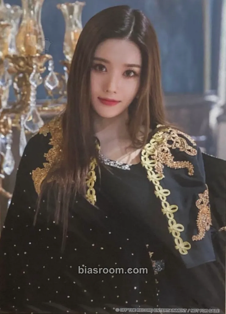 Kwon Eunbi Vampire Photocard - IZ*ONE - IZ*ONE K-pop photocard