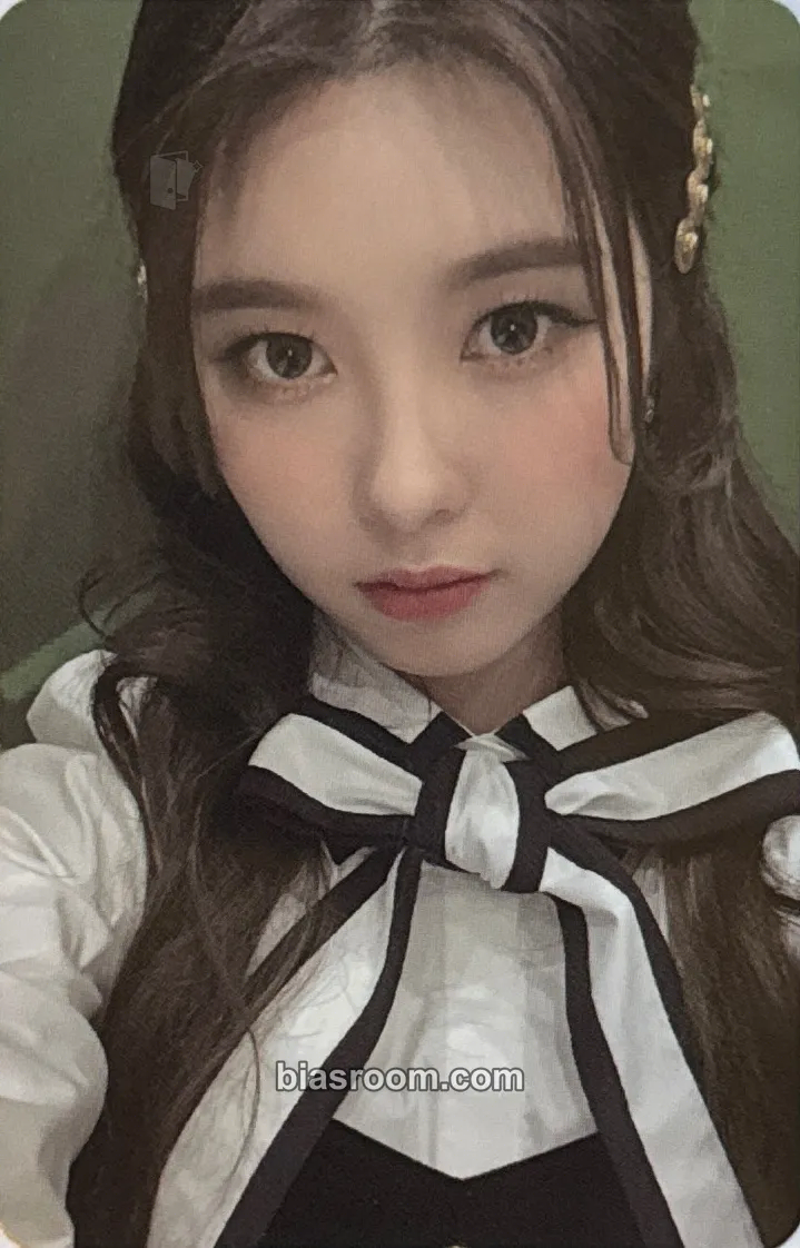 Dayeon Kep1er Debut 1st Anniversary Soundwave Cafe Photocard - Kep1er - Kep1er K-pop photocard