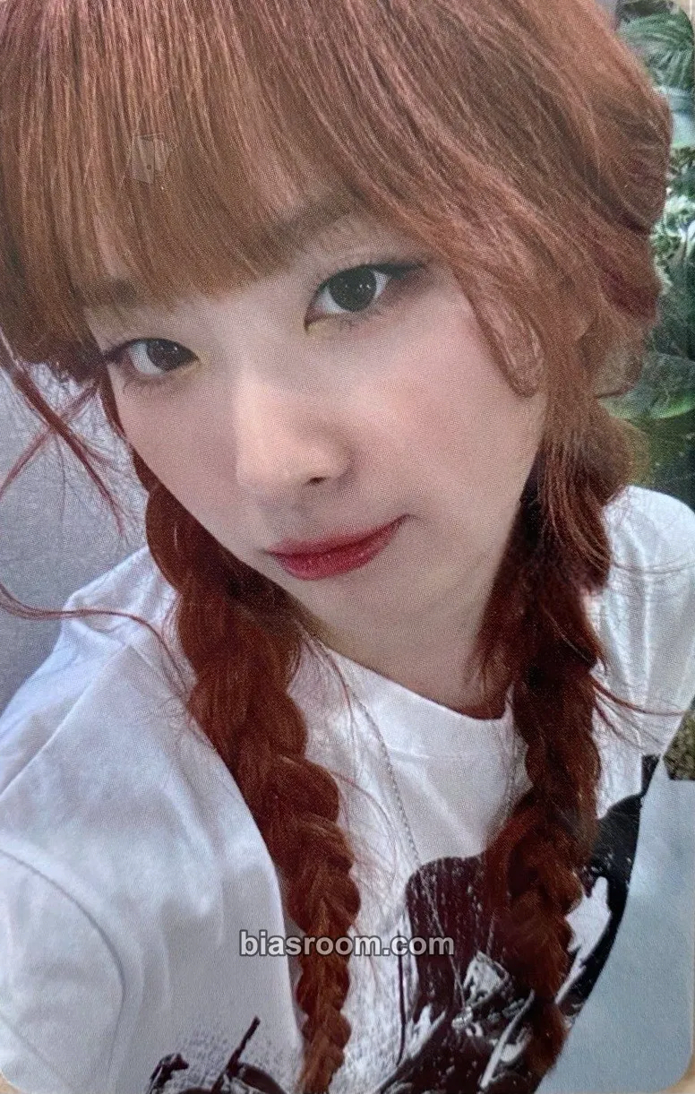 Seulgi Cosmic Photocard - Red Velvet - Red Velvet K-pop photocard