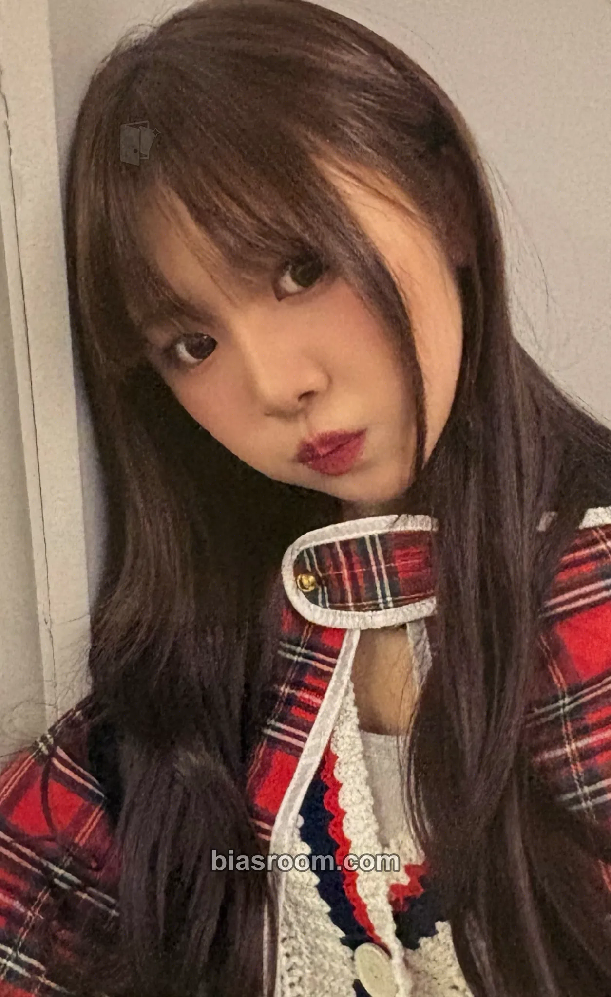 Yuna Drama Queen Photocard - LOVEONE - LOVEONE K-pop photocard