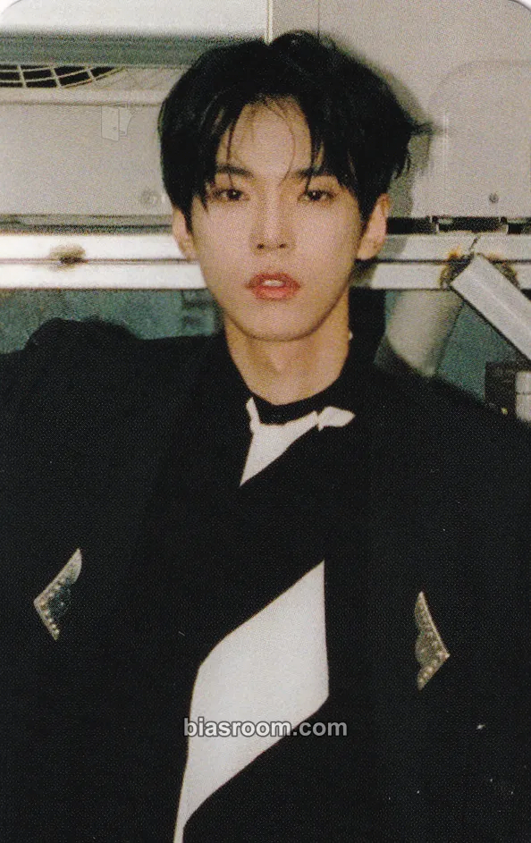 Doyoung Regular-Irregular MD Photocard - NCT 127 - NCT 127 K-pop photocard