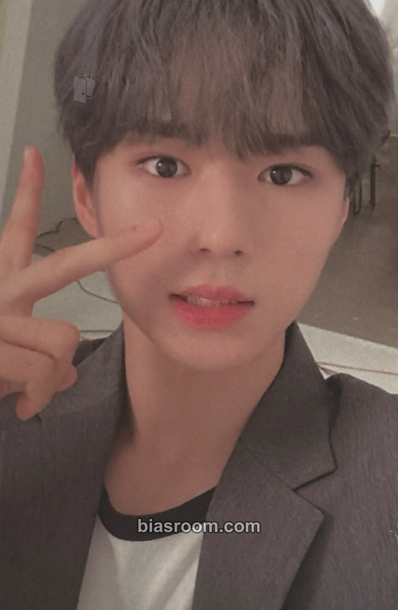Junseo IDENTITY : First Sight Photocard - WEi - WEi K-pop photocard