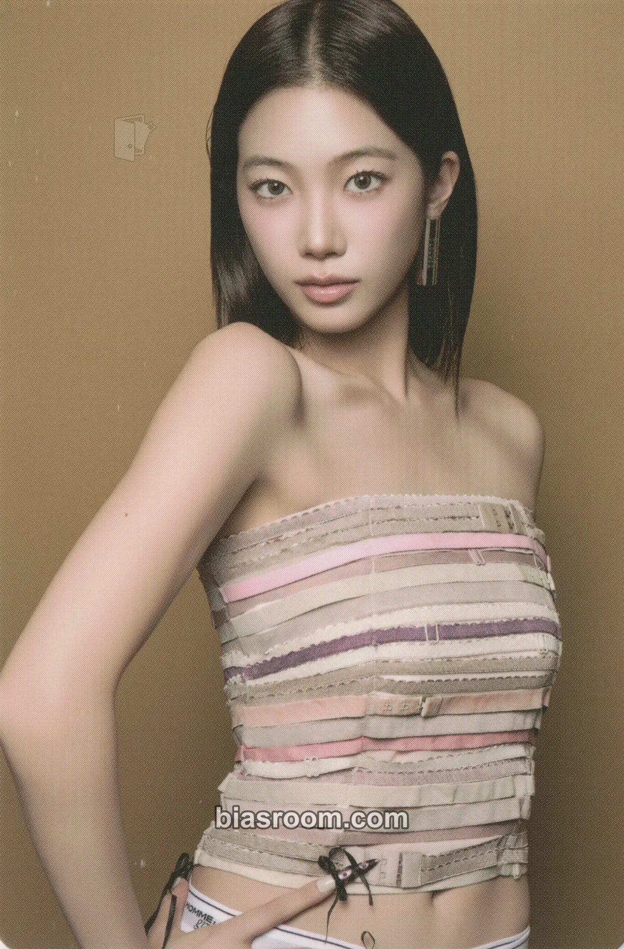 Kazuha PUREFLOW pt.1 Photocard - LE SSERAFIM - LE SSERAFIM K-pop photocard