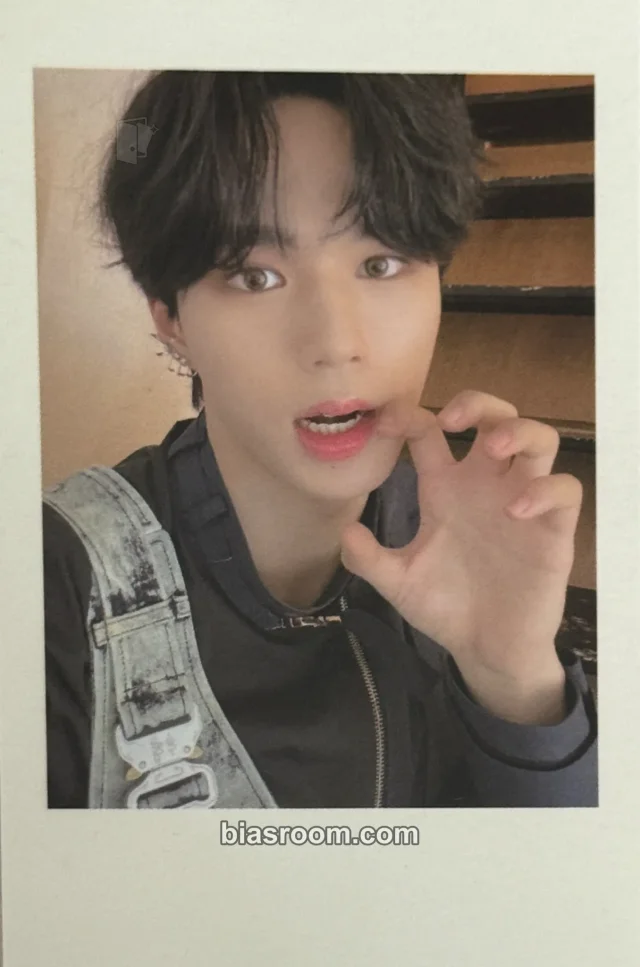WEi - Junseo - IDENTITY : CHALLENGE Album album photocard