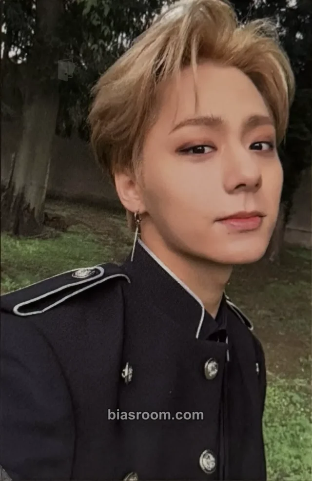 ONEUS - Hwanwoong - RAISE US Album broadcast