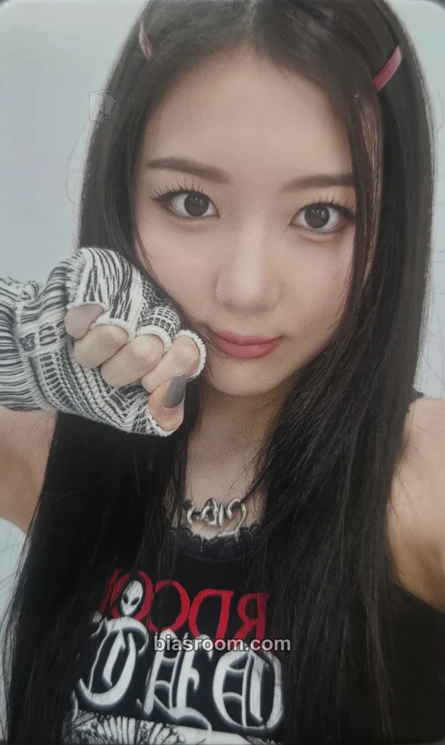 BADVILLAIN - YunSeo - OVERSTEP Album pob (pre-order benefit) dear my muse (dmm) video call (fancall)