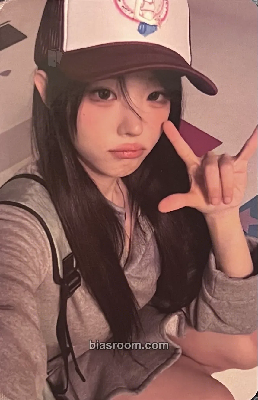 Hina Rockation: Homecoming Photocard - QWER - QWER K-pop photocard