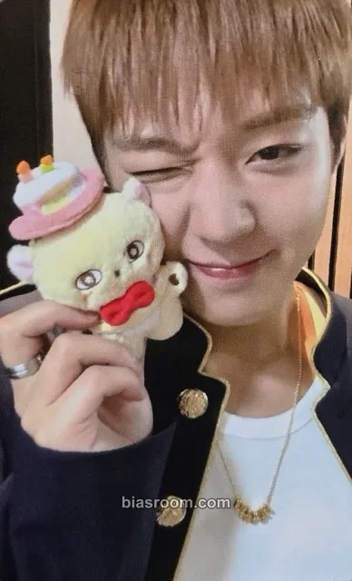 Jihoon SOSIM-I'S NEW FRIENDS POP-UP CAFE Photocard - Park Jihoon - Park Jihoon K-pop photocard