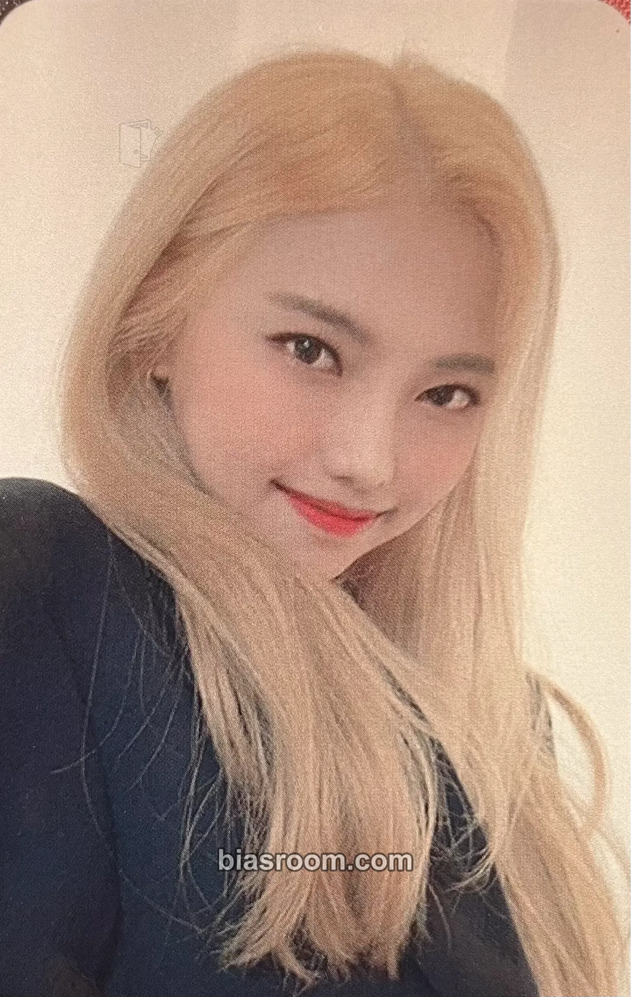 Jiwon Flamingo Photocard - Botopass - Botopass K-pop photocard
