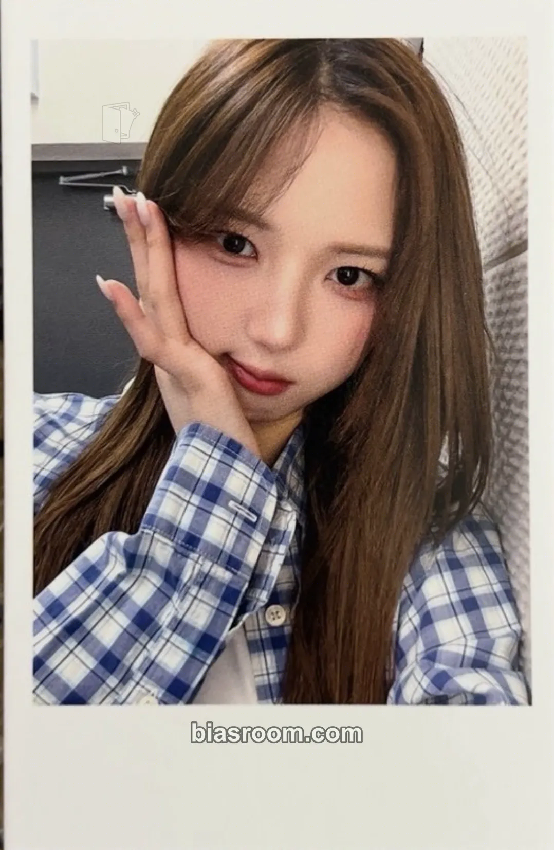 Jiwoo Beyond Beauty Photocard - tripleS - tripleS K-pop photocard