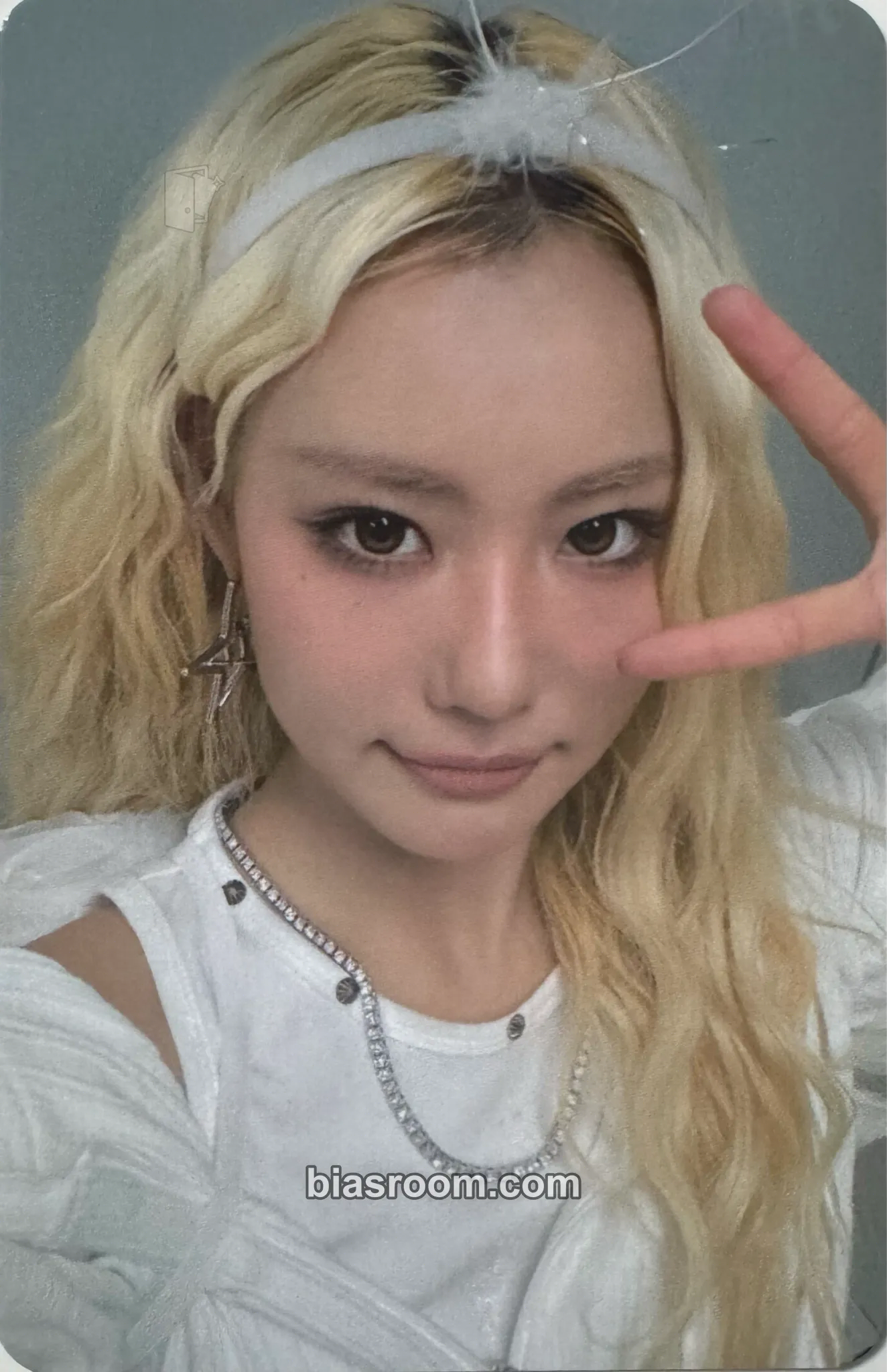 Jieun Growing Pain pt. 1: FREE Photocard - Young Posse - Young Posse K-pop photocard