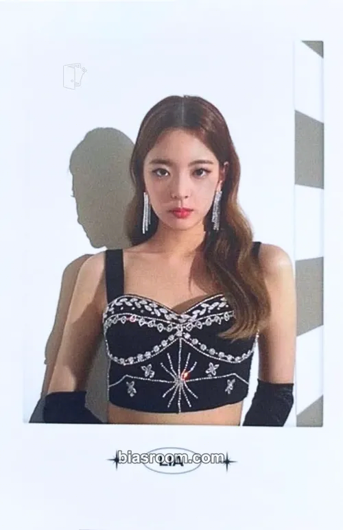 Lia ITZY The 1st World Tour 'Checkmate' Photocard - ITZY - ITZY K-pop photocard