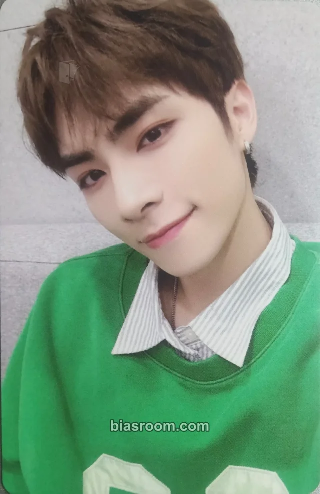 WayV - Xiaojun - 2025 Season's Greeting Other merch photocard trading card