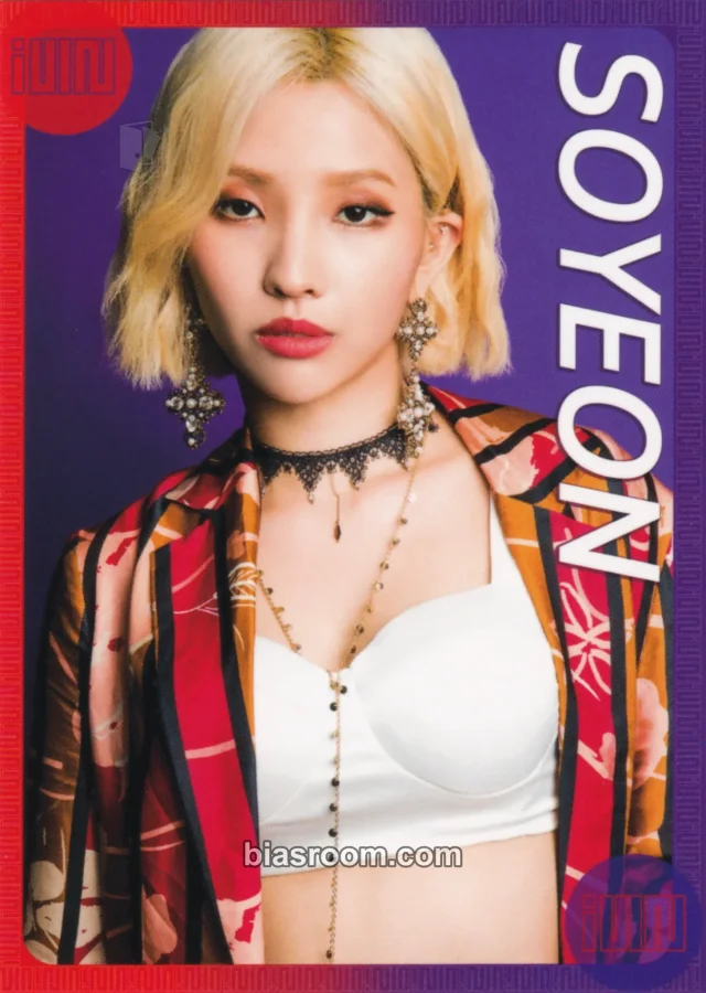 i-dle - Soyeon - LATATA Album brand collaboration earphones non-selfie