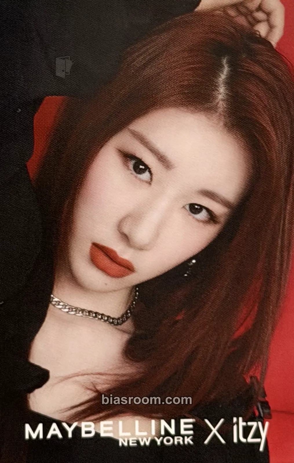 Chaeryeong ITZY X Maybelline Photocard - ITZY - ITZY K-pop photocard
