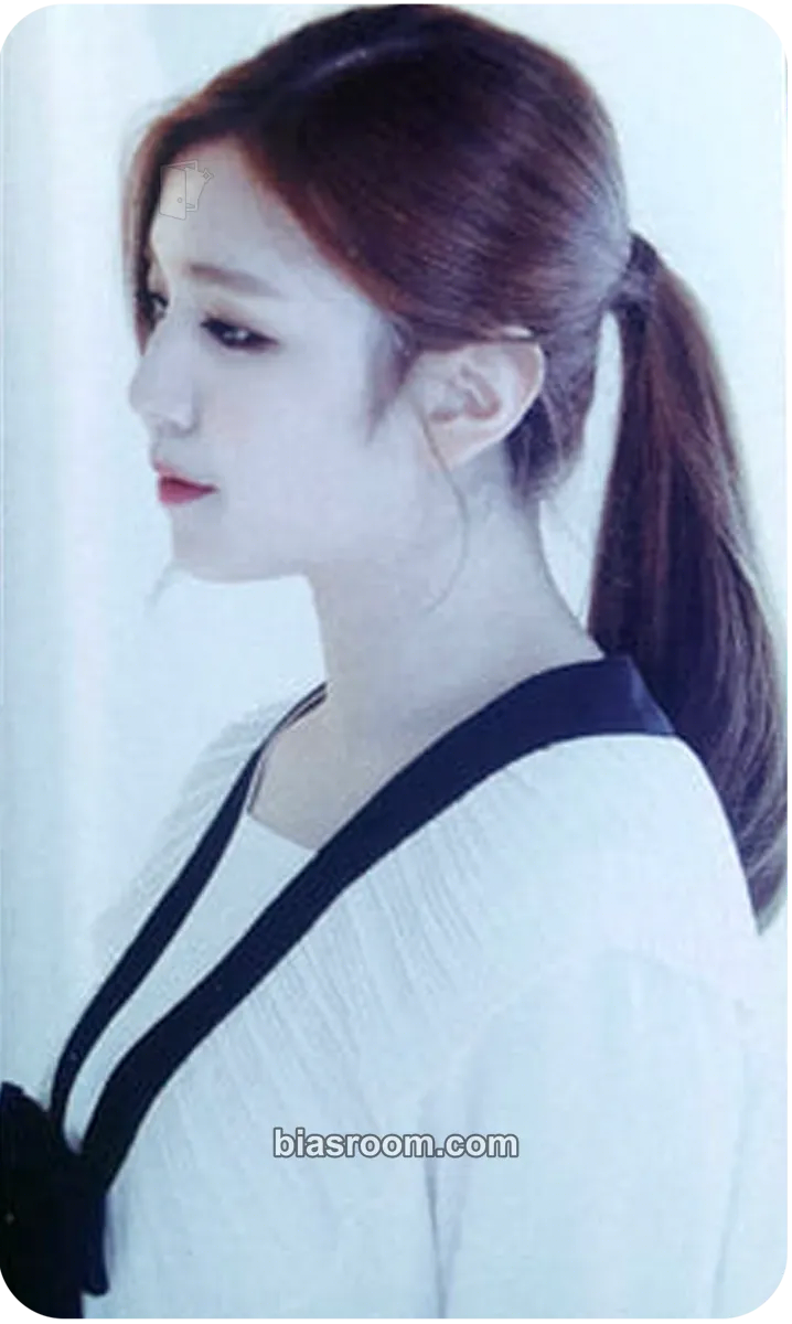 Gowoon Very Berry Photocard - Berry Good - Berry Good K-pop photocard