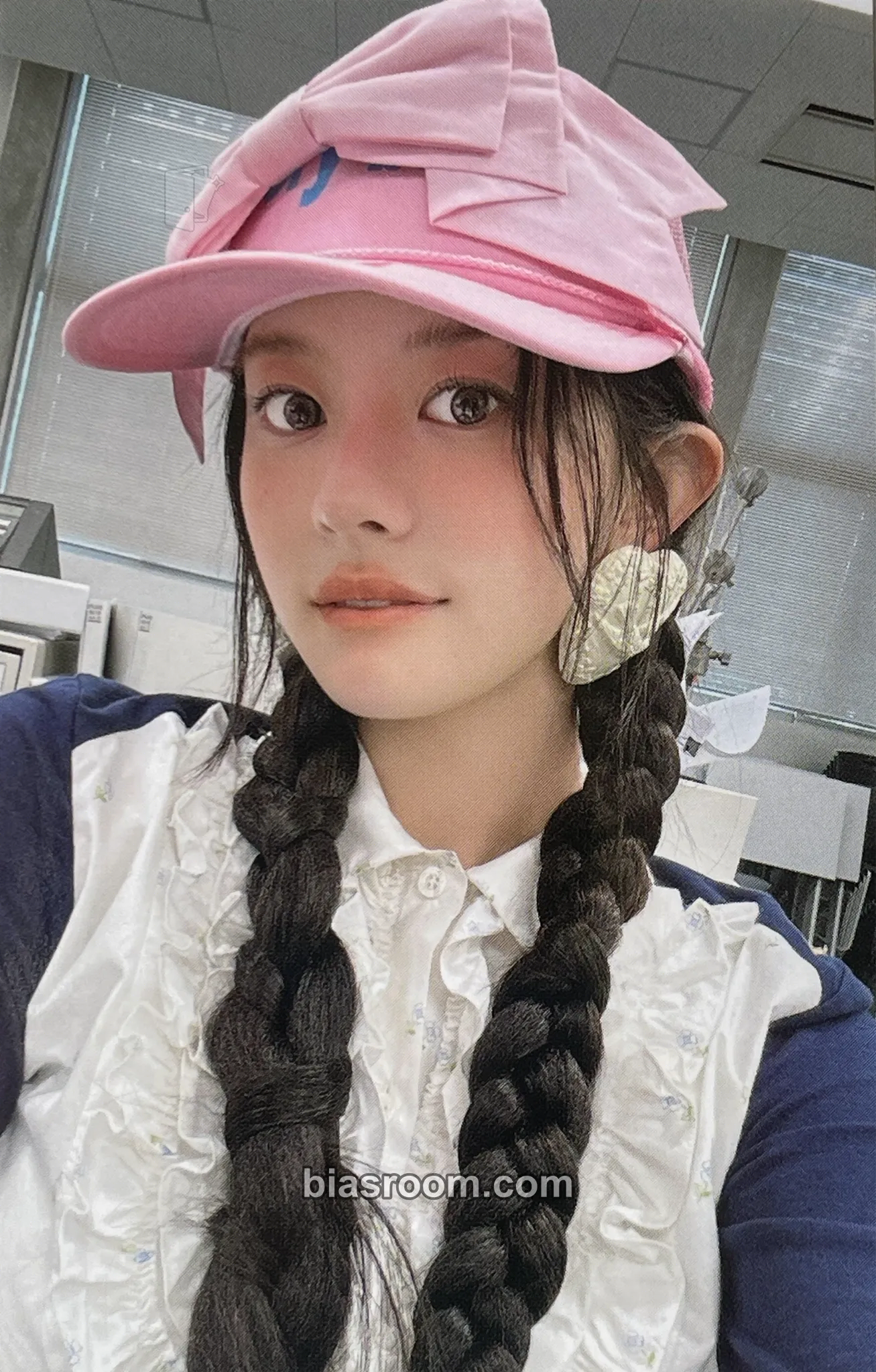 Minju NOT CUTE ANYMORE Photocard - ILLIT - ILLIT K-pop photocard
