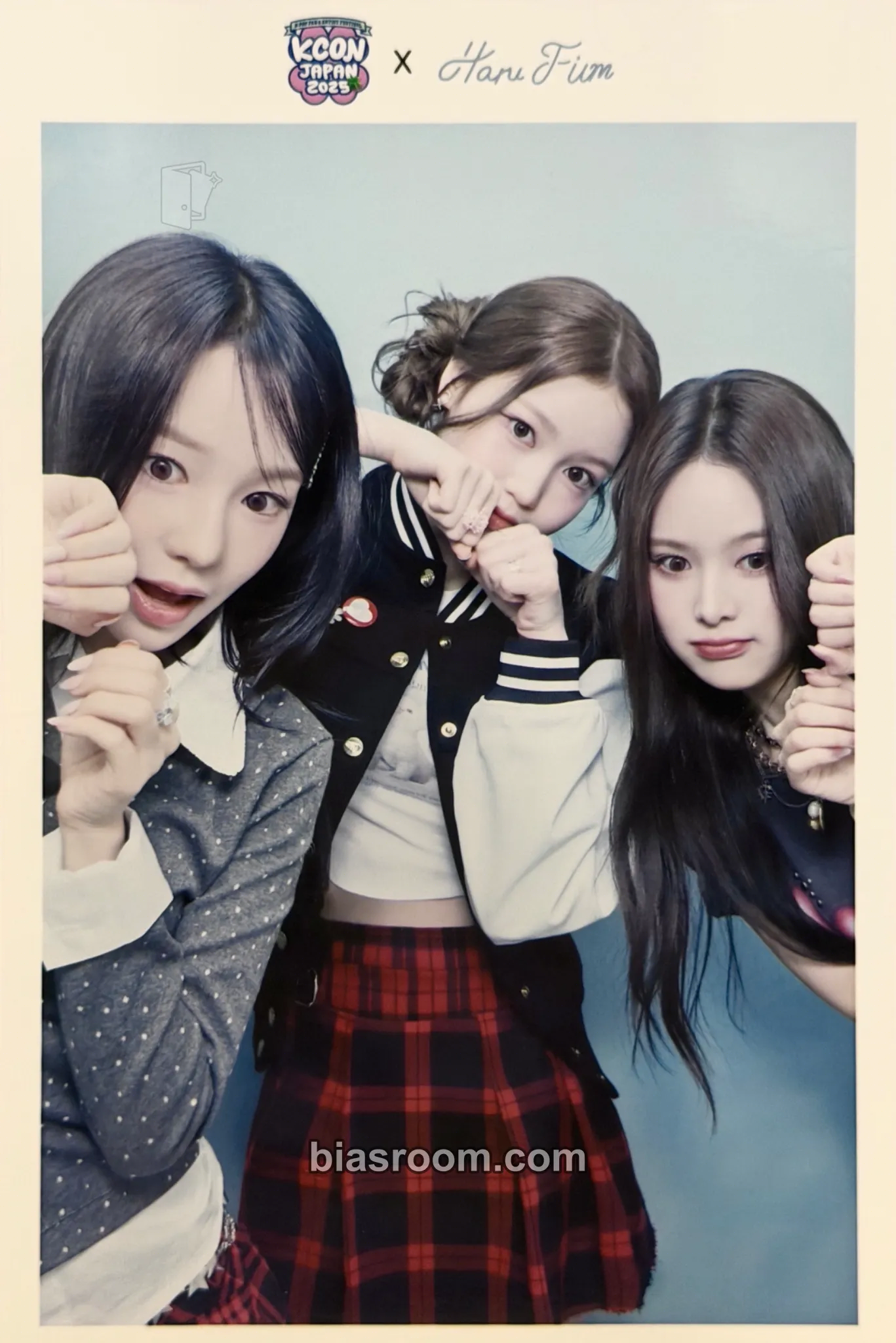KCON 2025 Photocard - izna - izna K-pop photocard