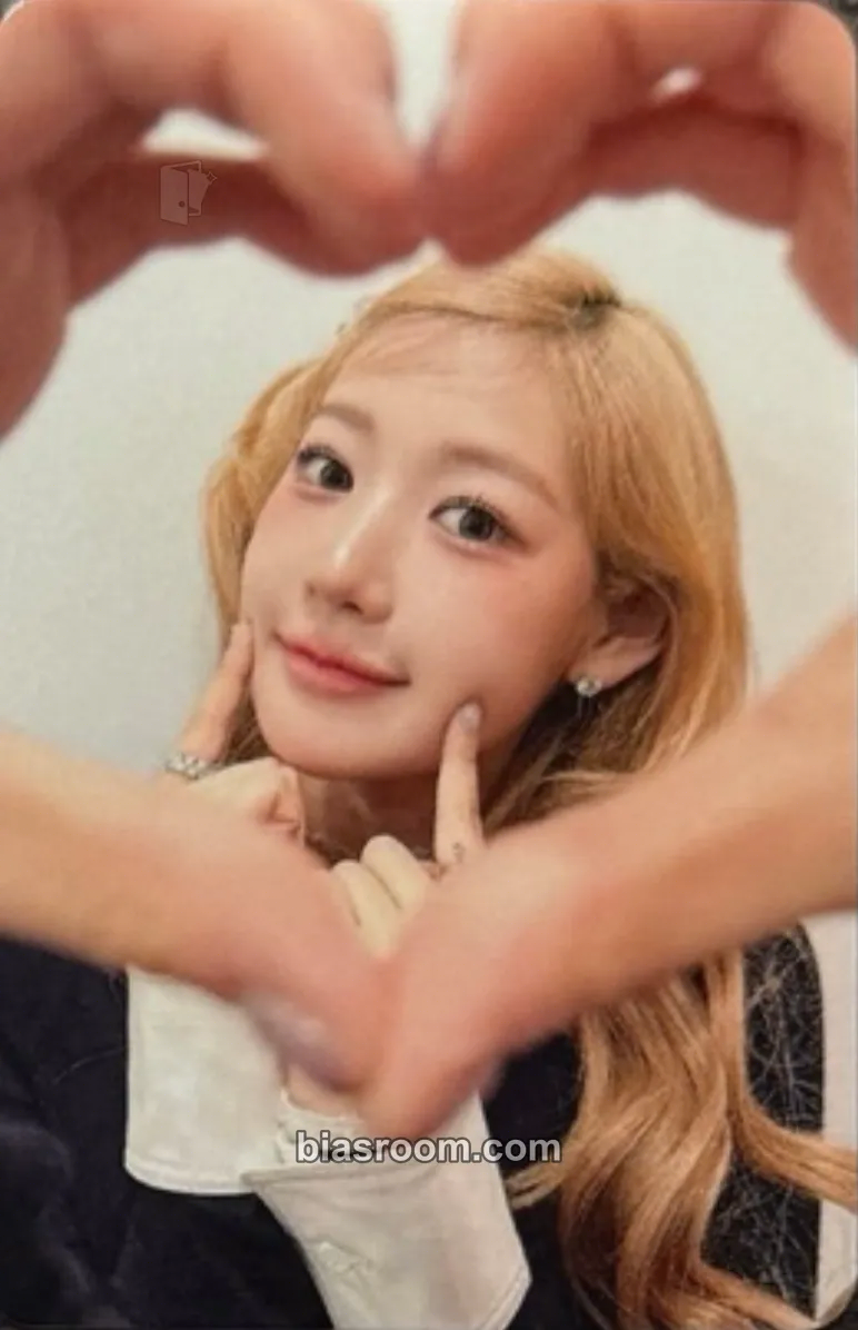 Yewon Day & Night Photocard - FIFTY FIFTY - FIFTY FIFTY K-pop photocard