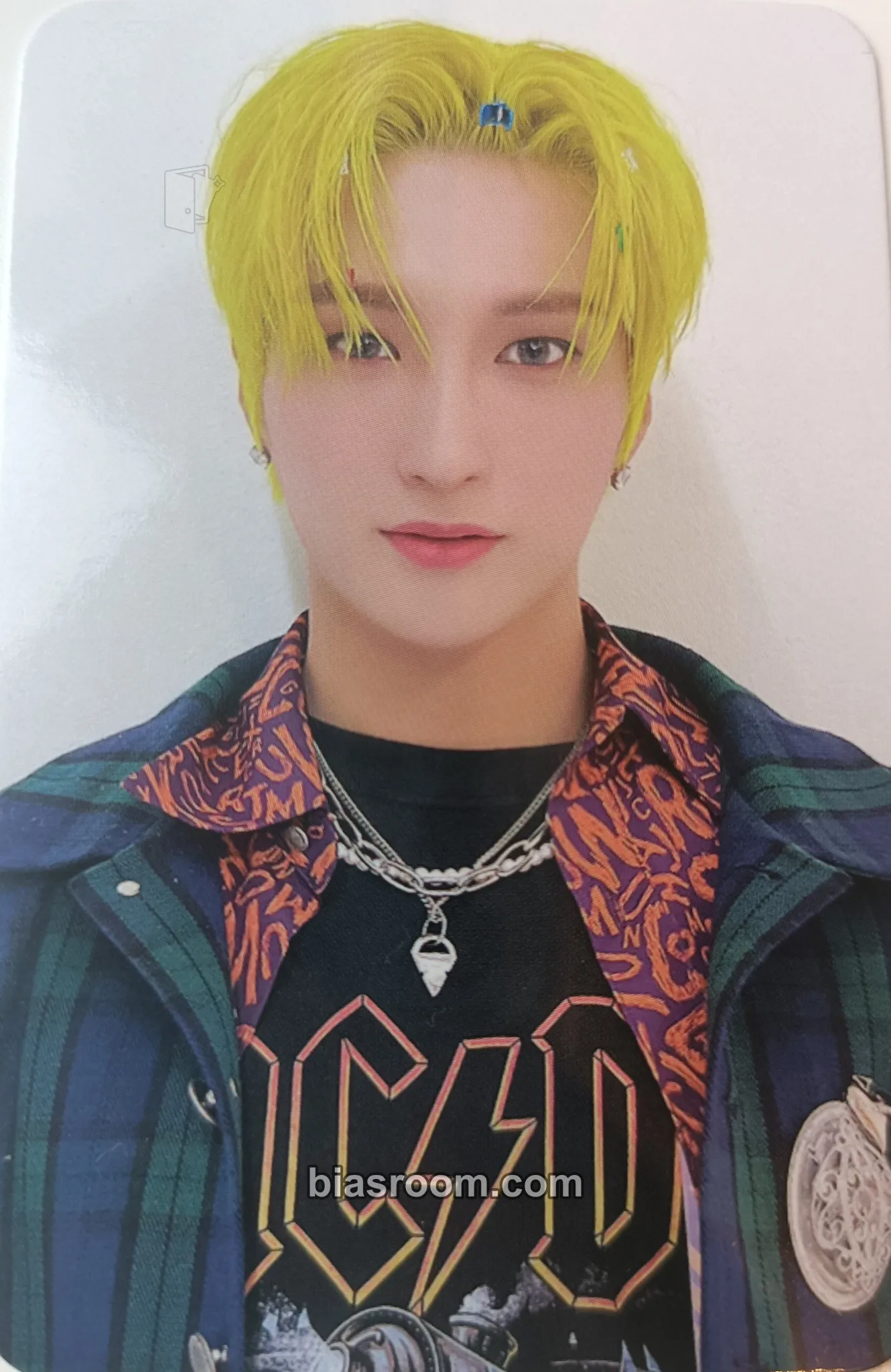 E-chan REBEL Photocard - DKB - DKB K-pop photocard